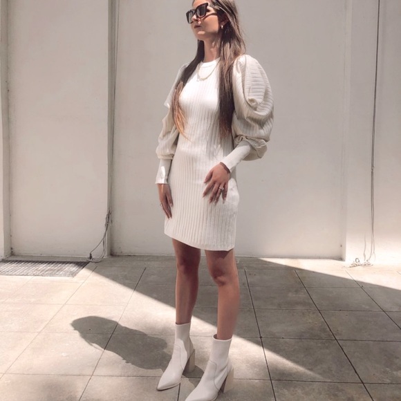 Ted Baker
Wilowaa Extreme Sleeve Knit Dress - Picture 2 of 15